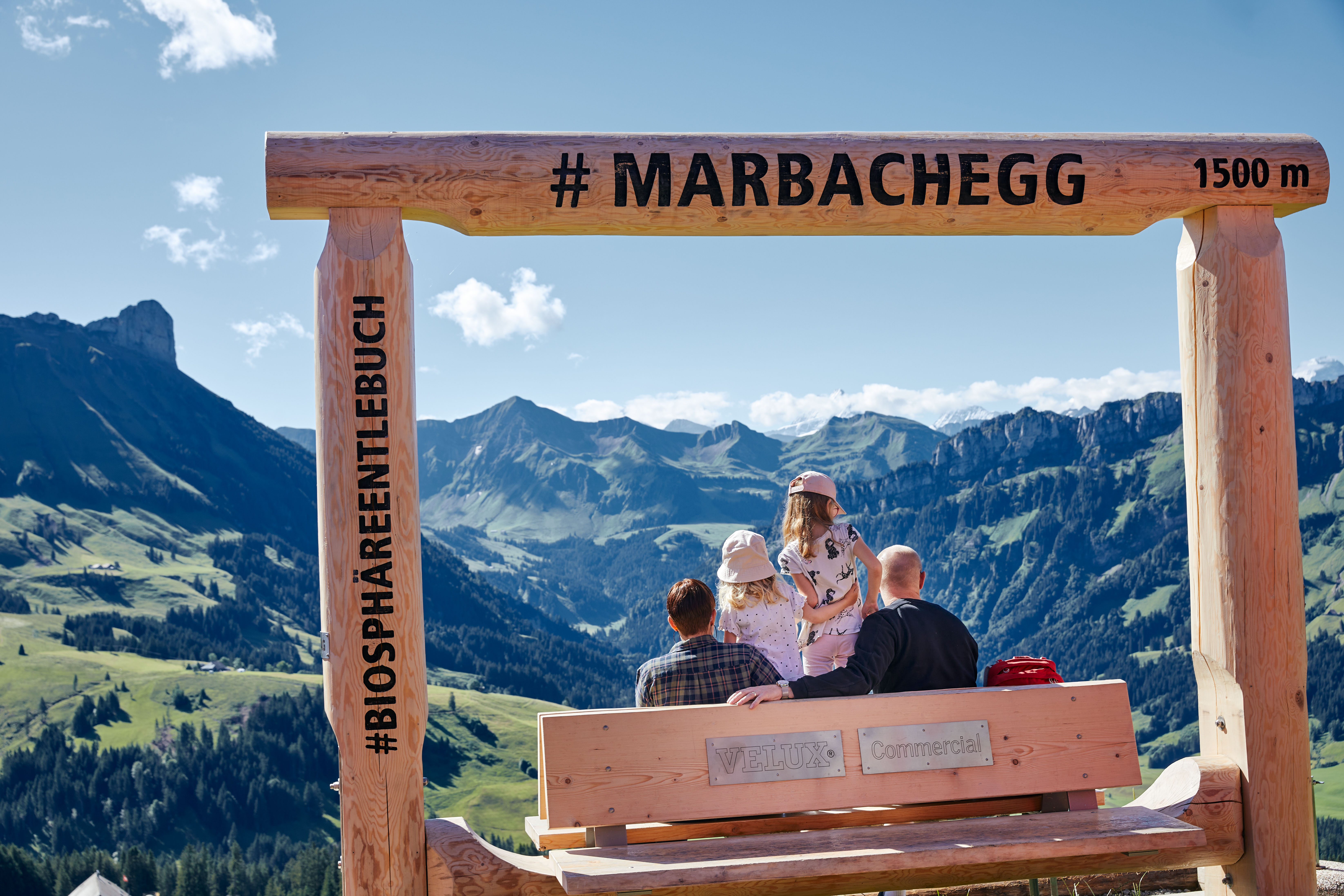 Fotorahmen_Aussicht_Marbachegg_Marbach_Beat Brechbuehl (2).jpg Fotorahmen_Aussicht_Marbachegg_Marbach_Beat Brechbuehl (2)