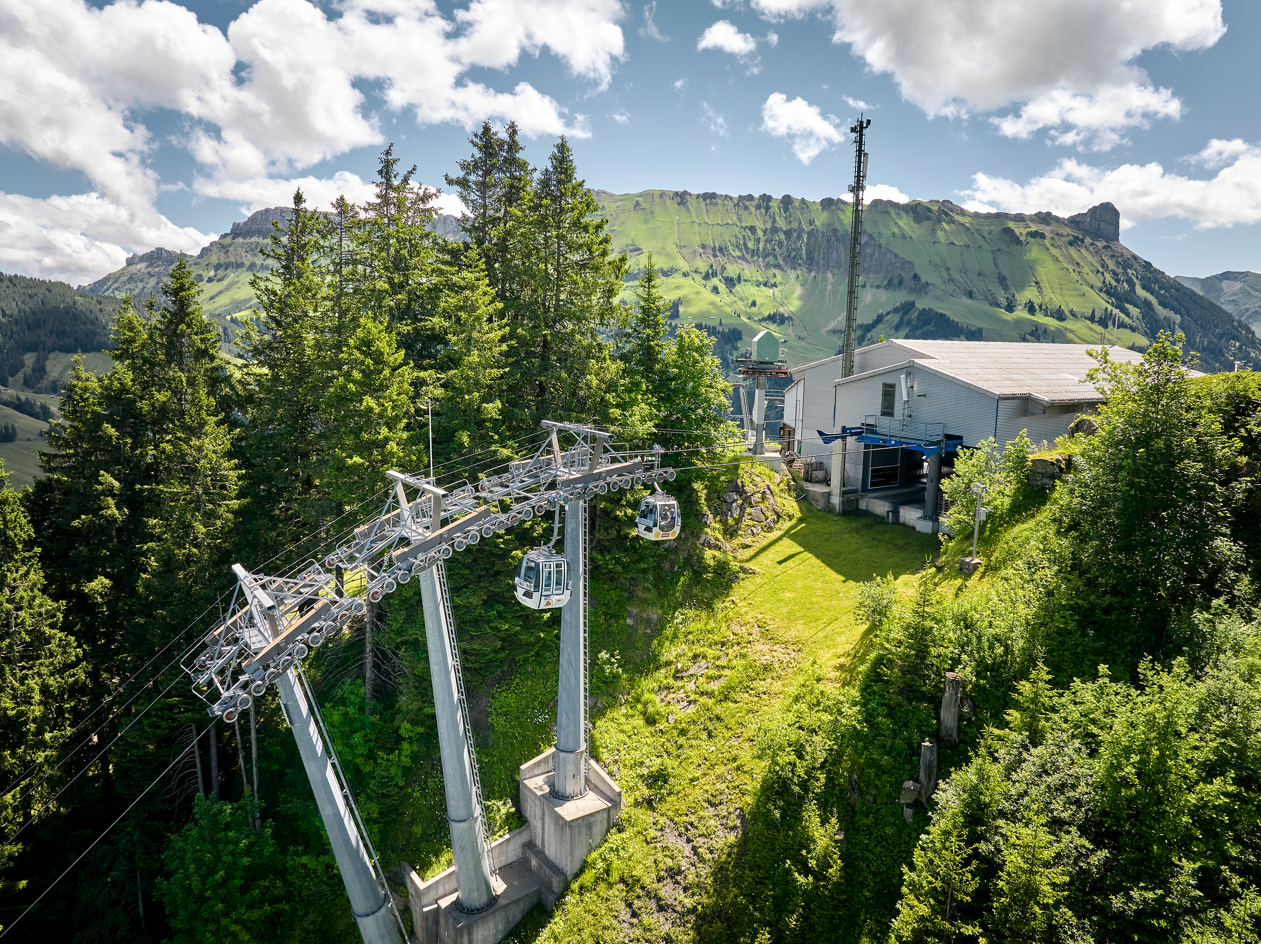 Bergstation_Gondelbahn_Marbachegg_Marbach_Beat Brechbuehl